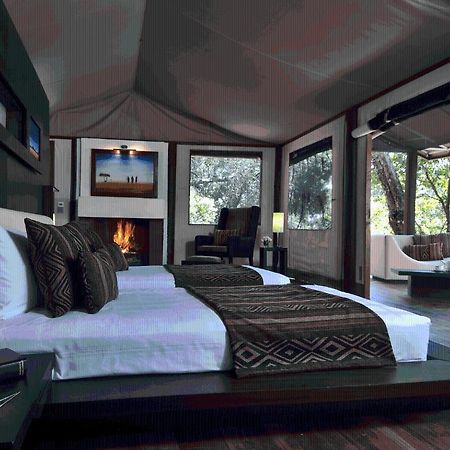 Ngerende Island Lodge (Adults Only) Масаї-Мара Екстер'єр фото