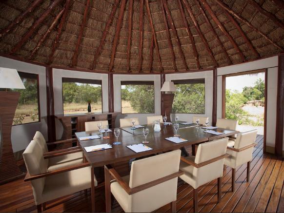 Ngerende Island Lodge (Adults Only) Масаї-Мара Екстер'єр фото