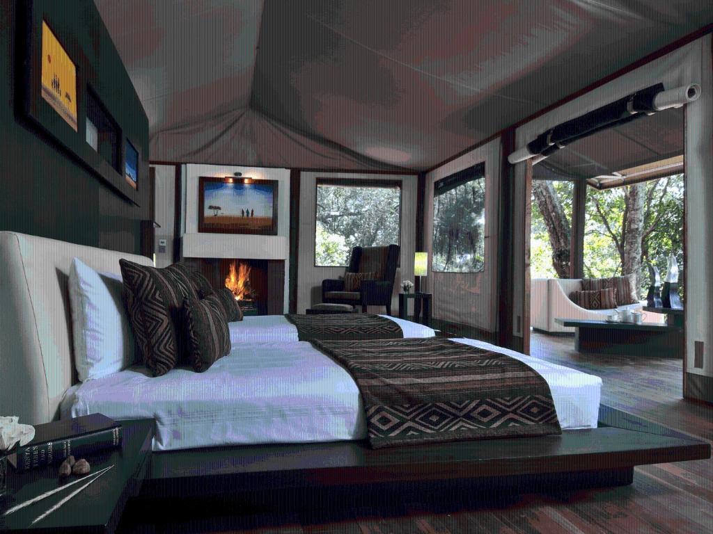 Ngerende Island Lodge (Adults Only) Масаї-Мара Екстер'єр фото