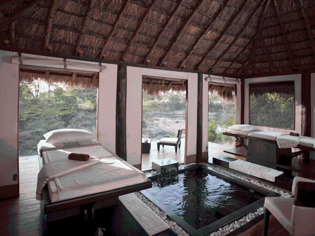 Ngerende Island Lodge (Adults Only) Масаї-Мара Екстер'єр фото