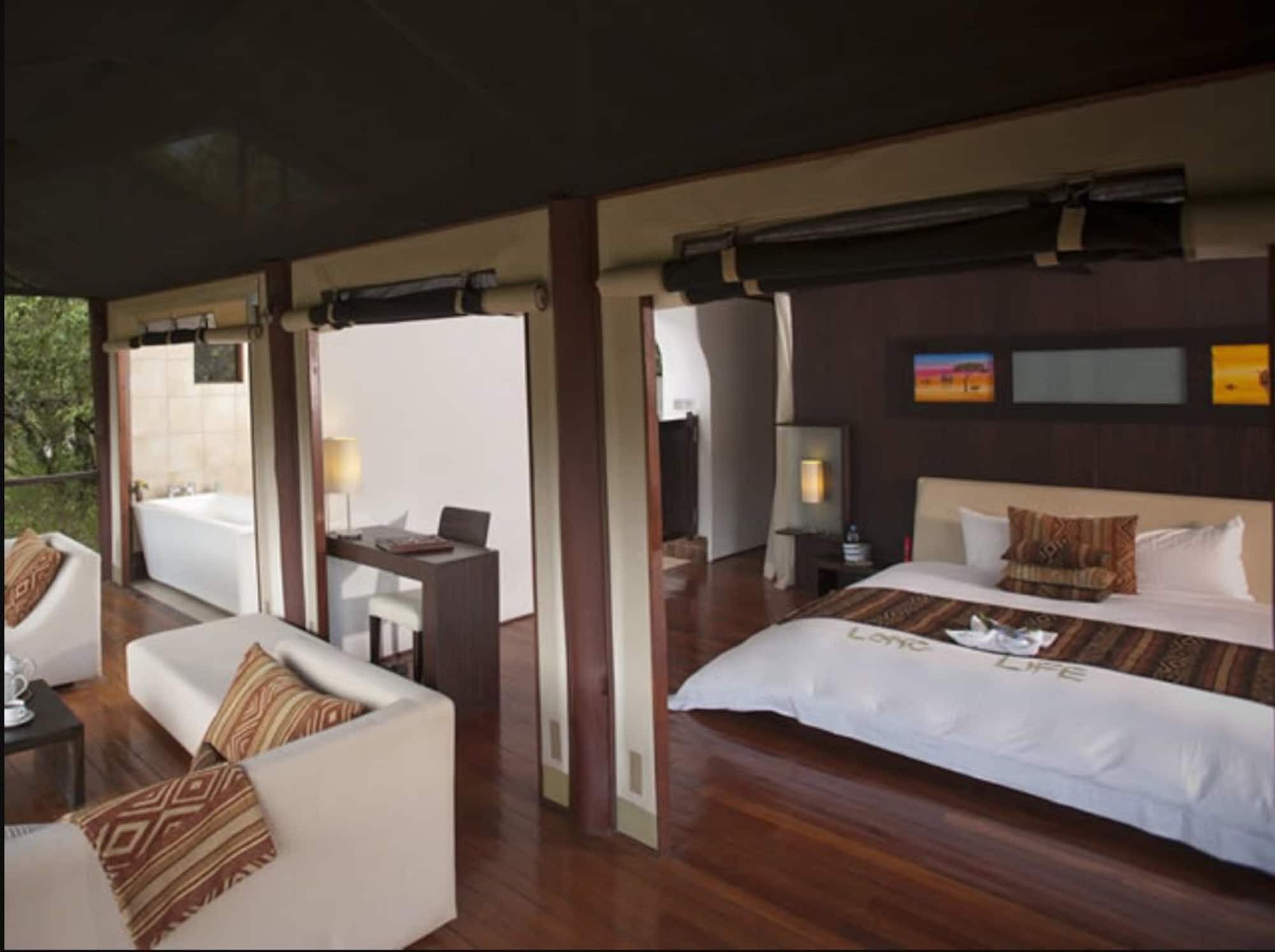 Ngerende Island Lodge (Adults Only) Масаї-Мара Екстер'єр фото