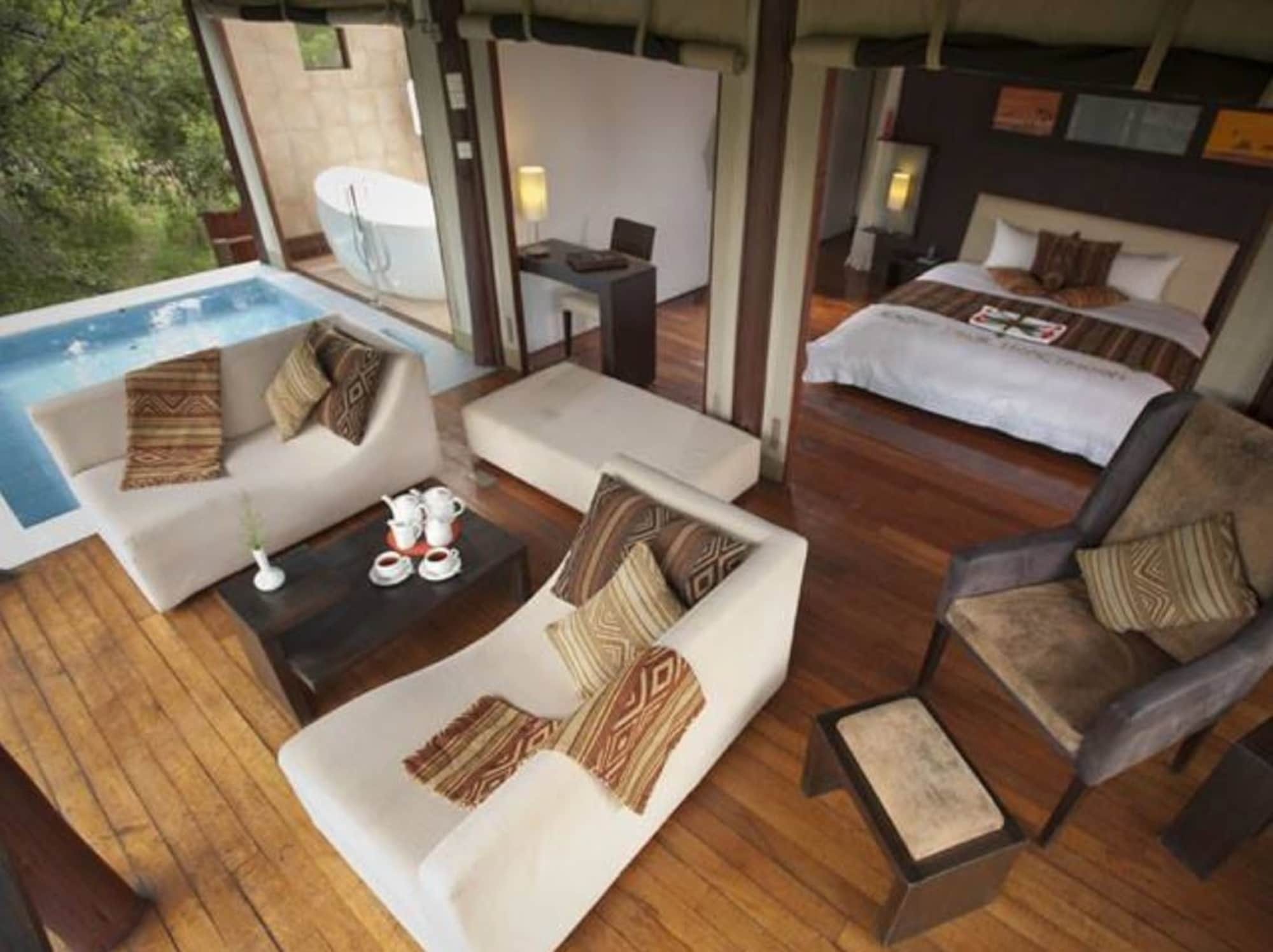 Ngerende Island Lodge (Adults Only) Масаї-Мара Екстер'єр фото
